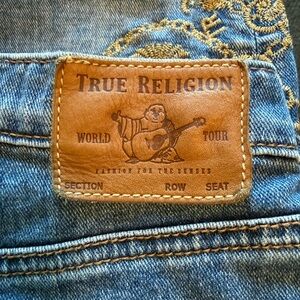 True Religion Embroidered Straight Jeans Size 26 High Rise Ornate Gold Stitch